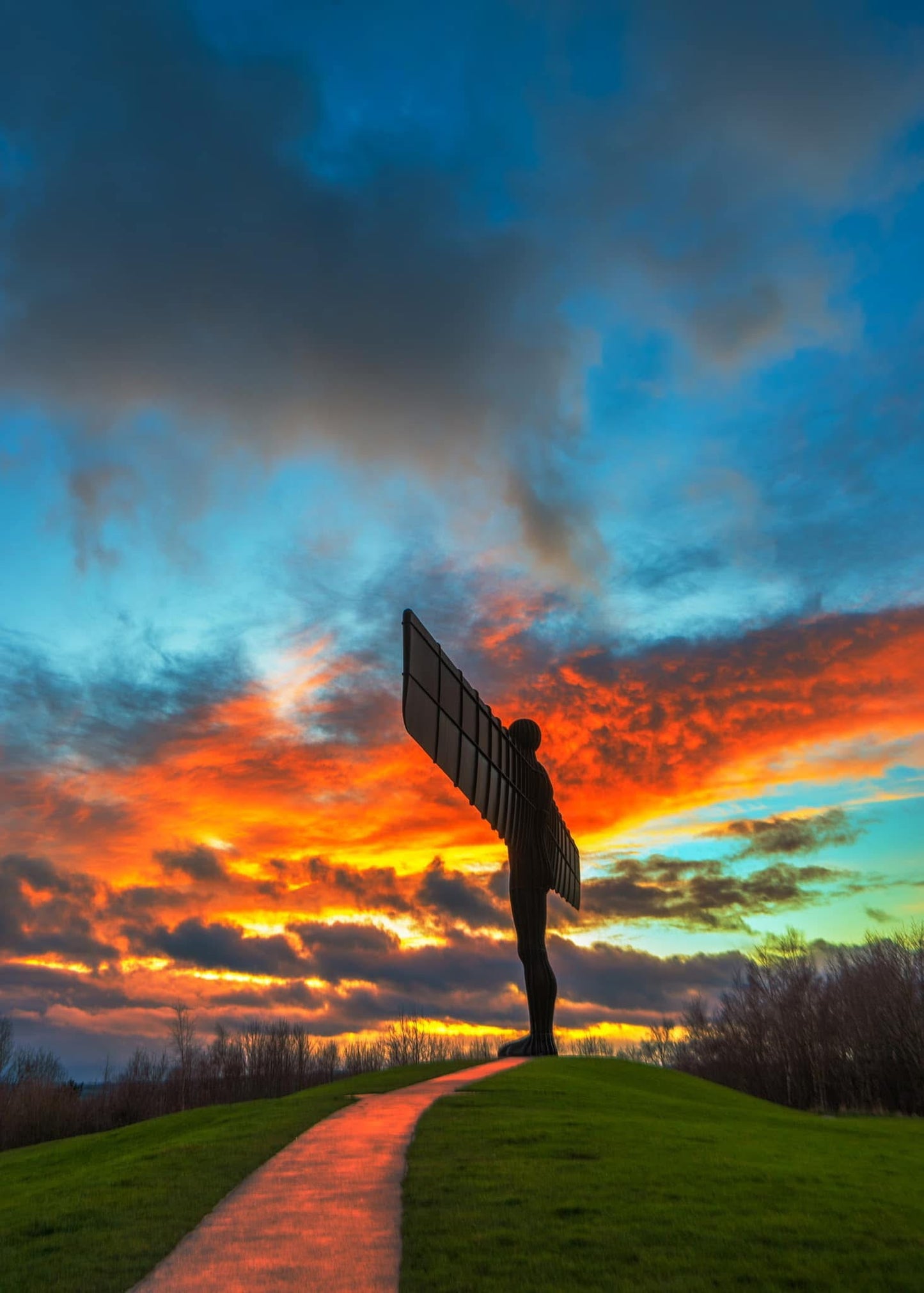 Beautiful sunset colours at the Angel of the North.