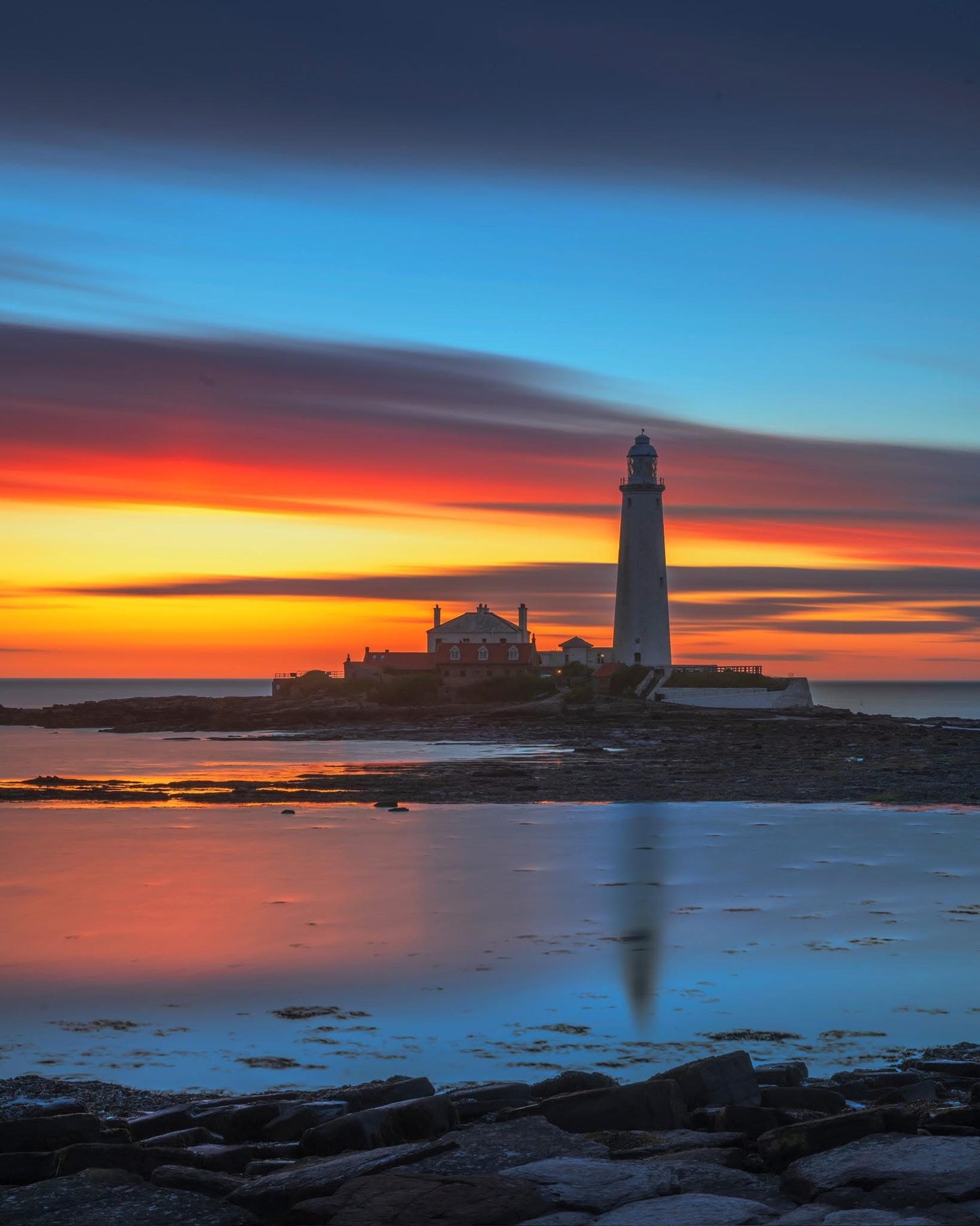 Colourful skies over St.Mary's Lighthouse