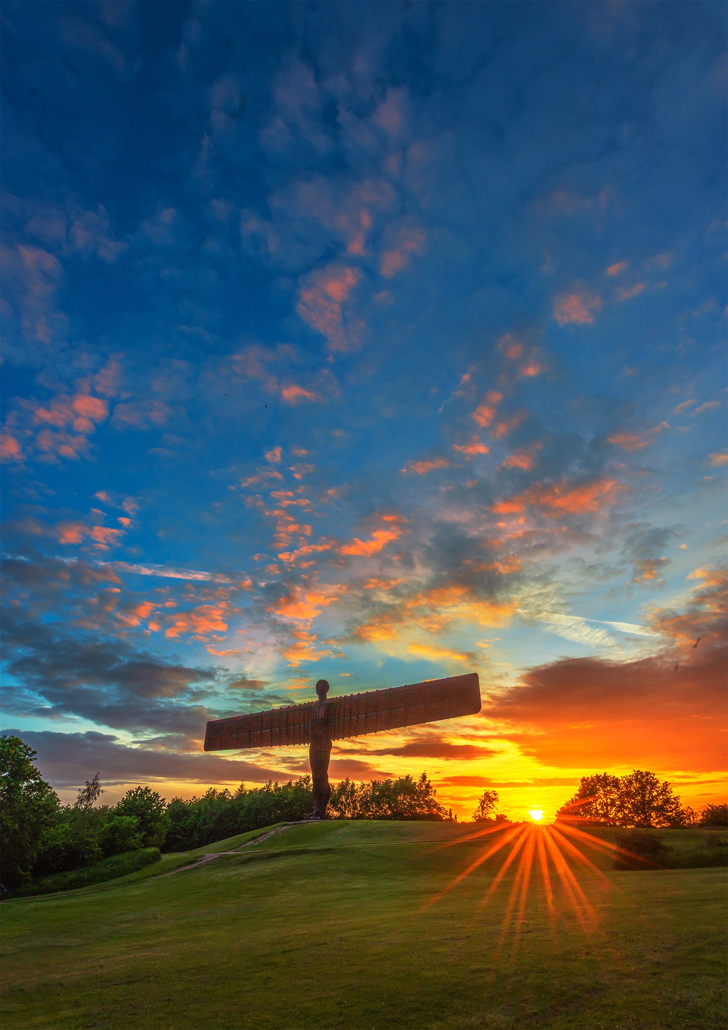 Sunburst sunset at the Angel