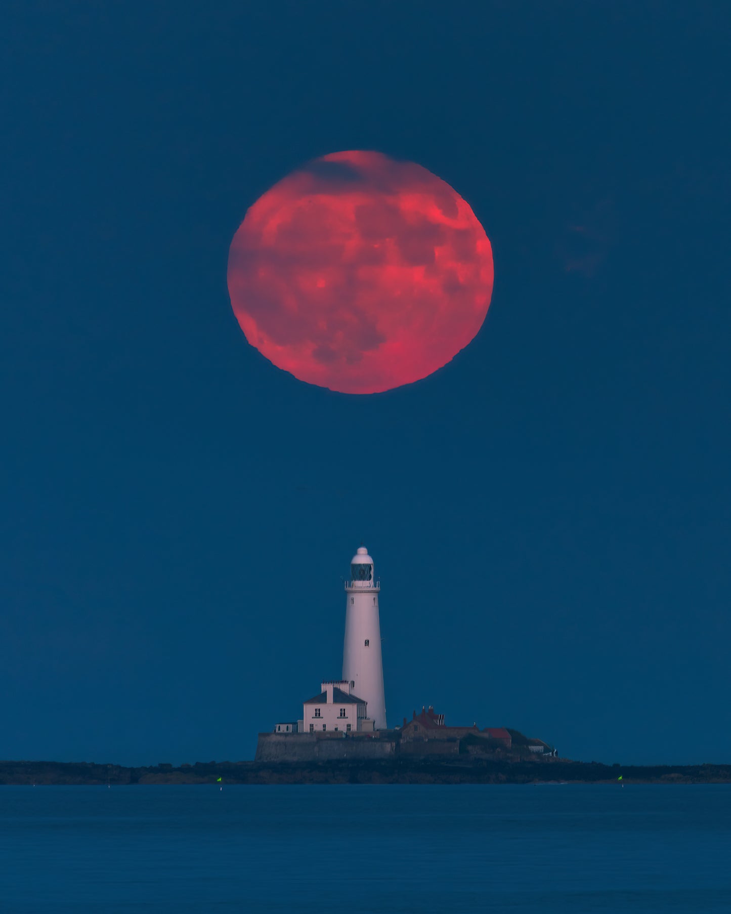 Strawberry Moon over St. Mary’s Lighthouse 2