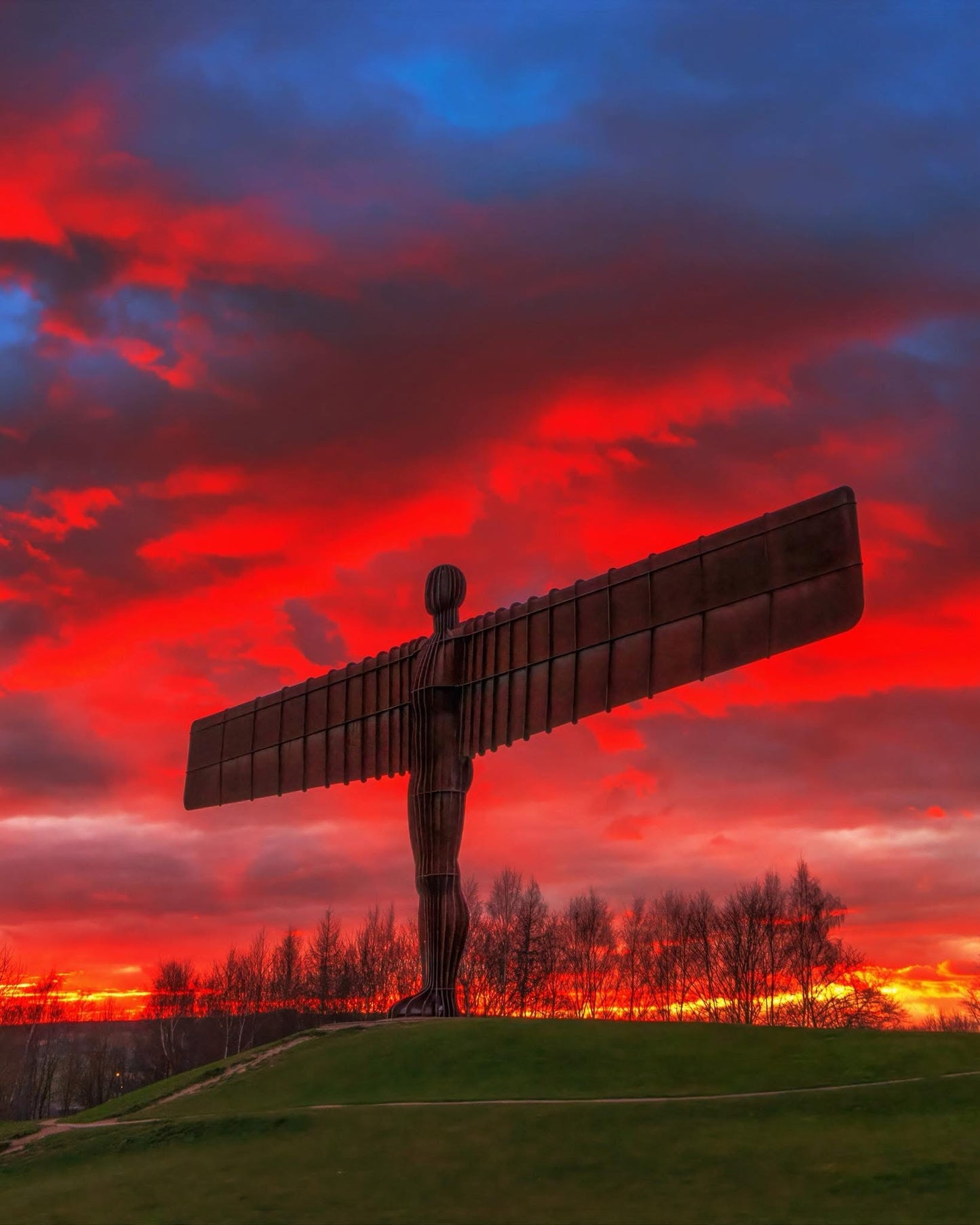Beautiful red Angel sunset.