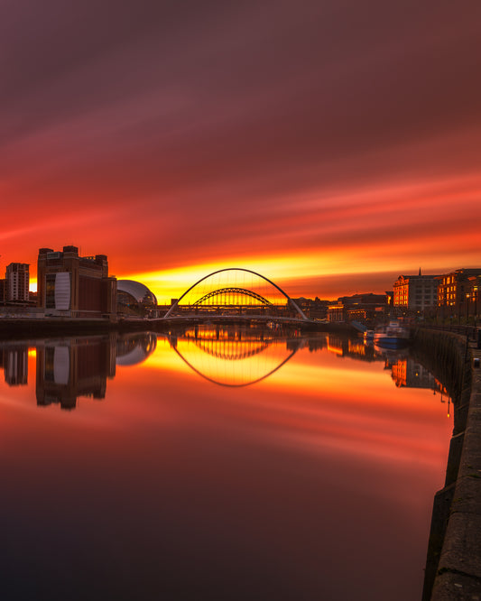 Seven minute long exposure of a vibrant sunset on Newcastle Quayside.