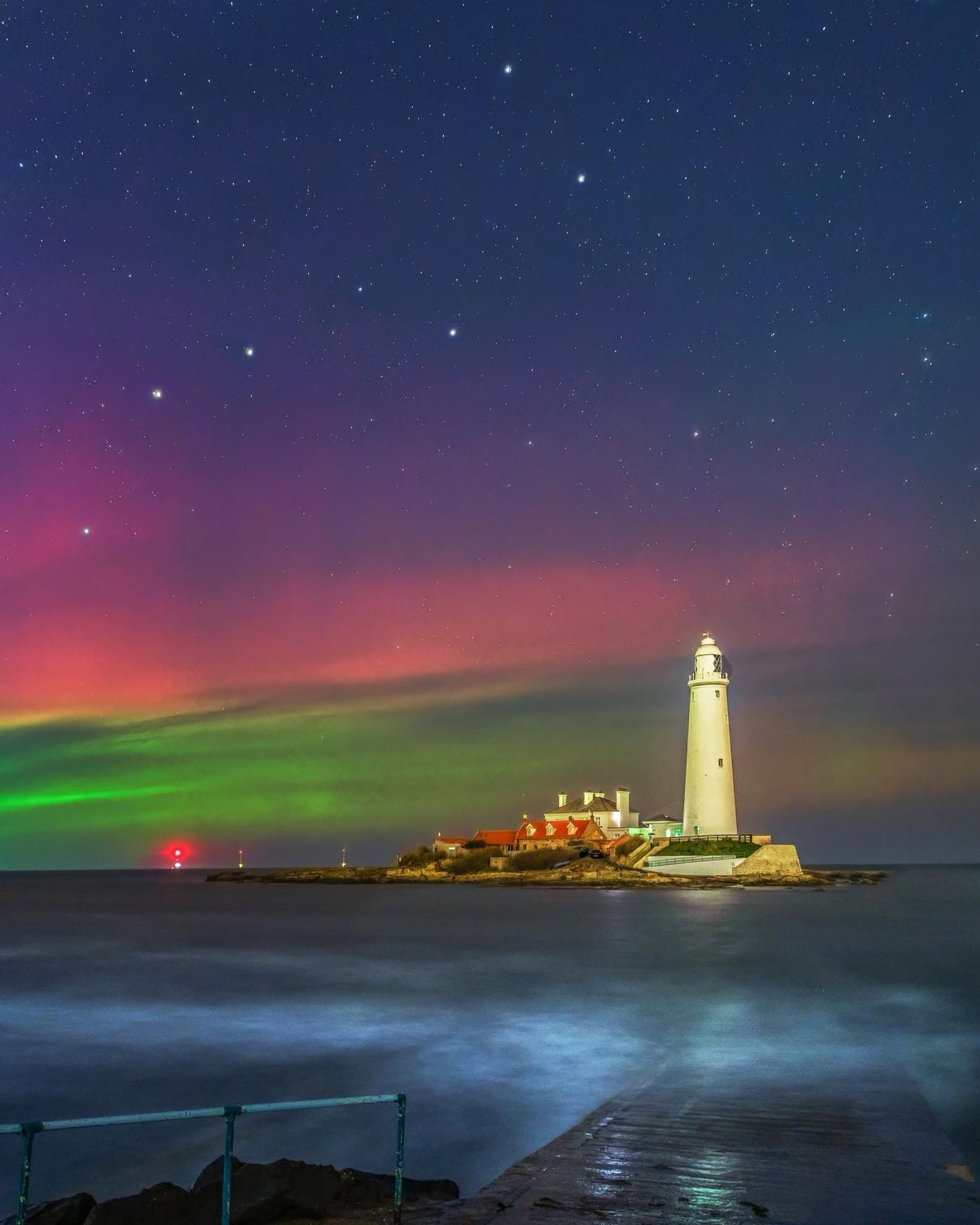 Aurora and The Plough at St. Mary’s Lighthouse.