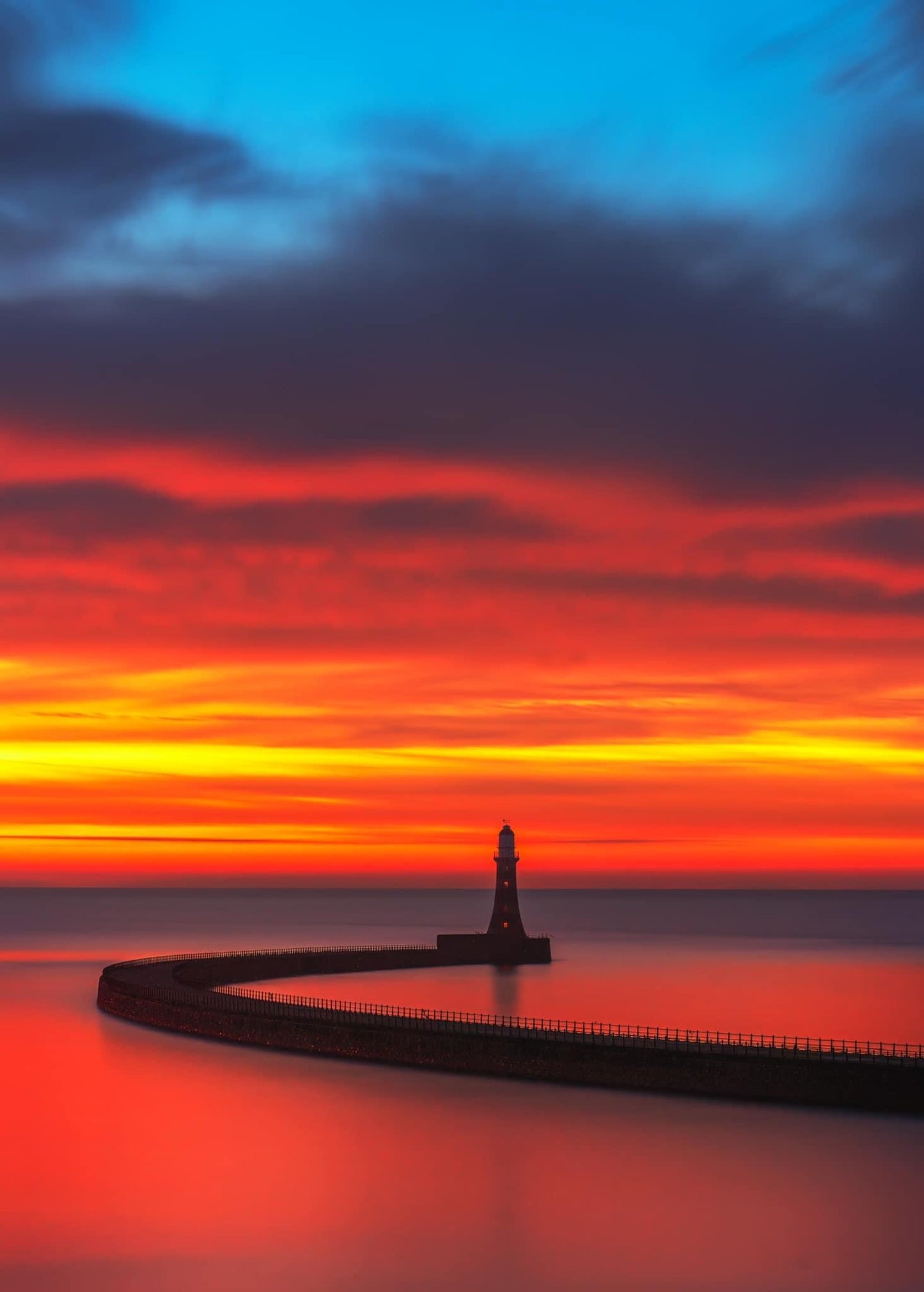 Fabulous red sky over Roker