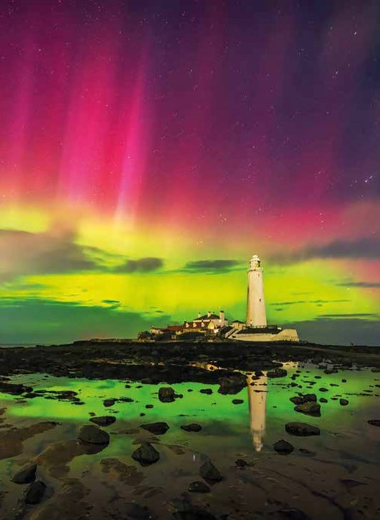Epic Aurora at St. Mary’s Lighthouse.
