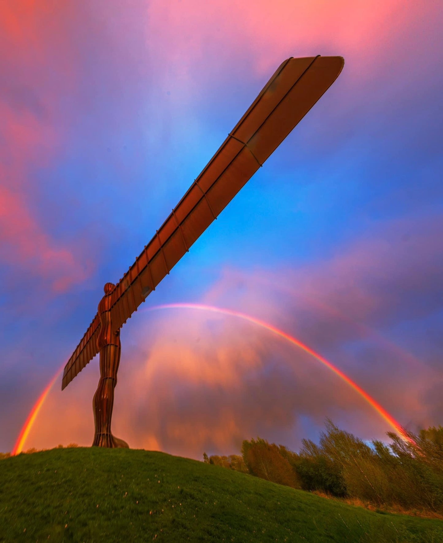 Rainbow at the Angel of the North