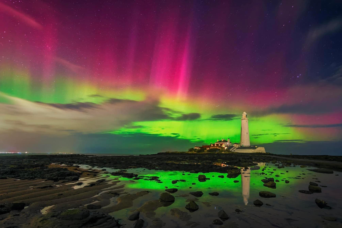 Amazing Aurora at St.Mary’s Lighthouse.