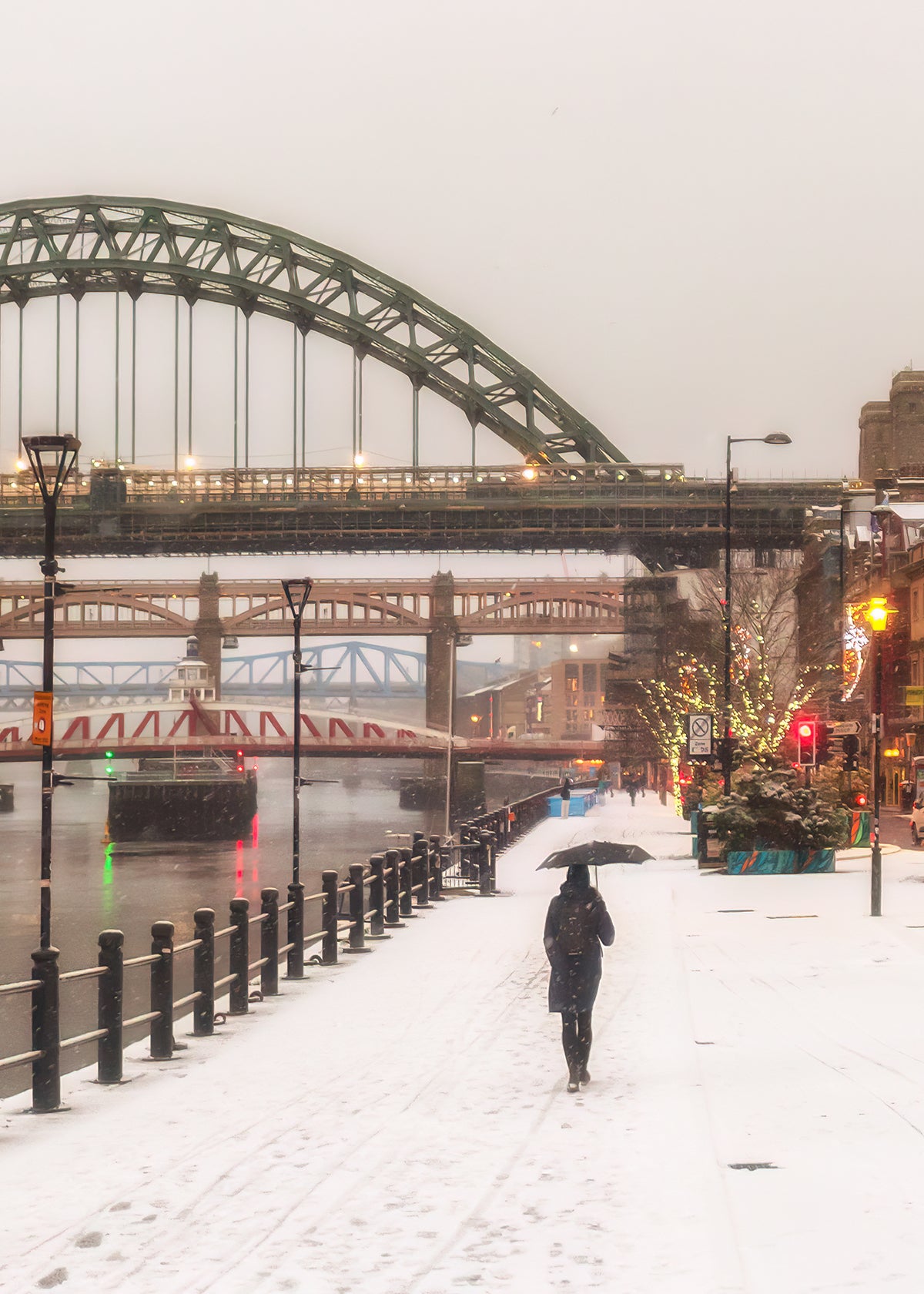 A snowy scene on Newcastle Quayside.