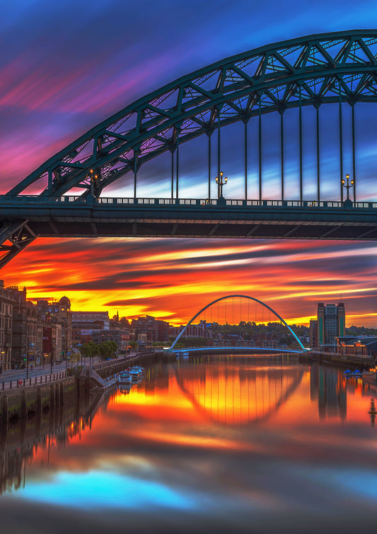 Sunrise view through the Tyne Bridge.