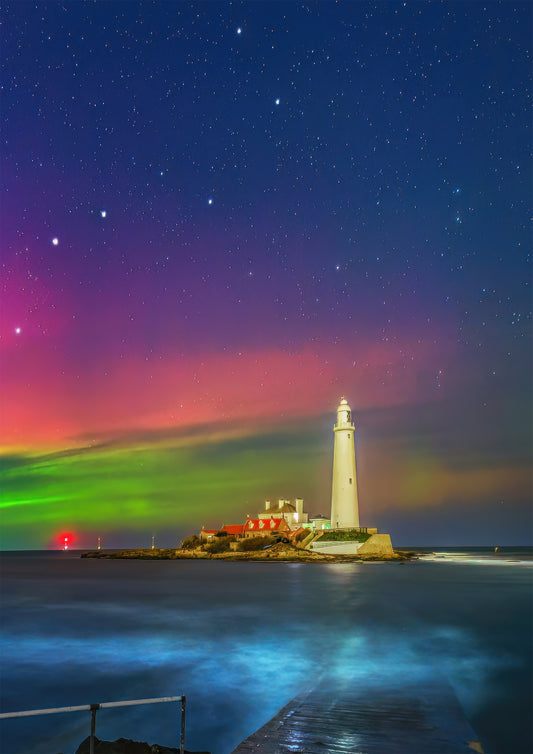 Aurora and The Plough at St. Mary’s Lighthouse.