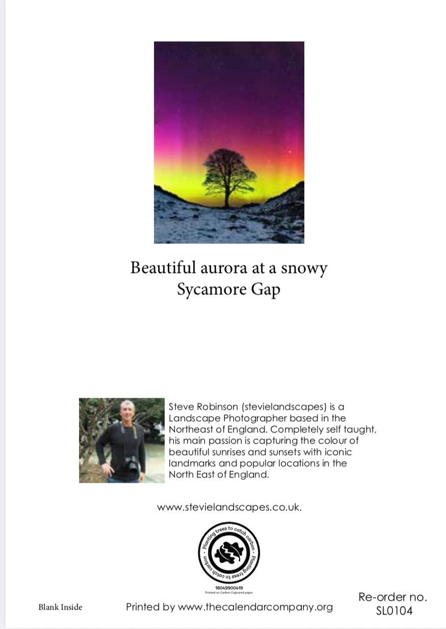 Beautiful aurora at Sycamore Gap.