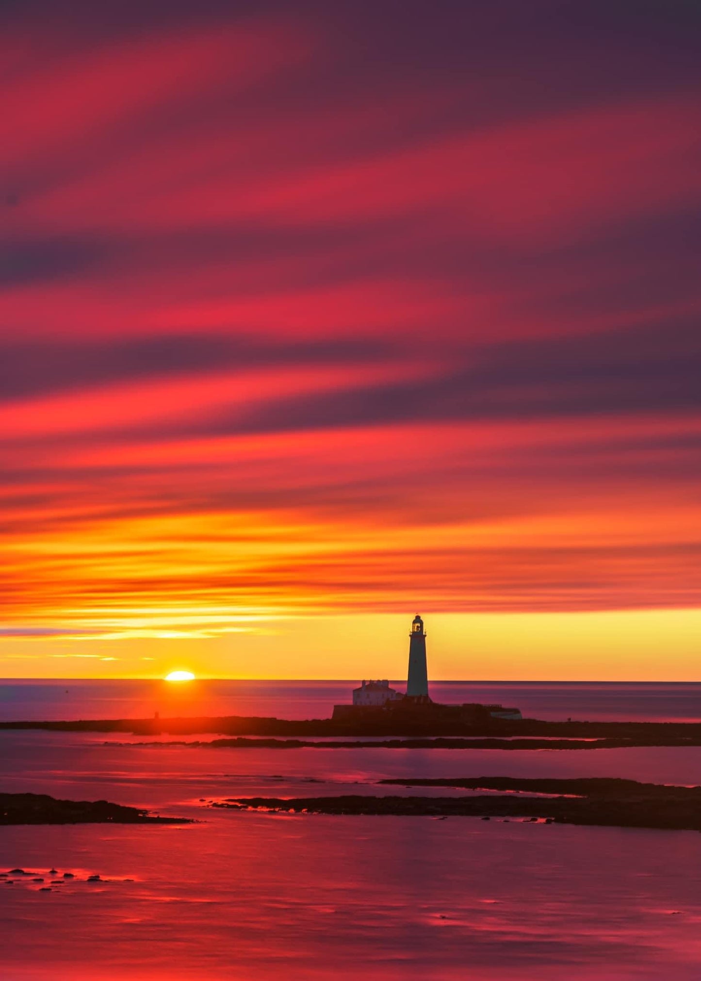 Stunning sunrise at St.Mary’s Lighthouse.