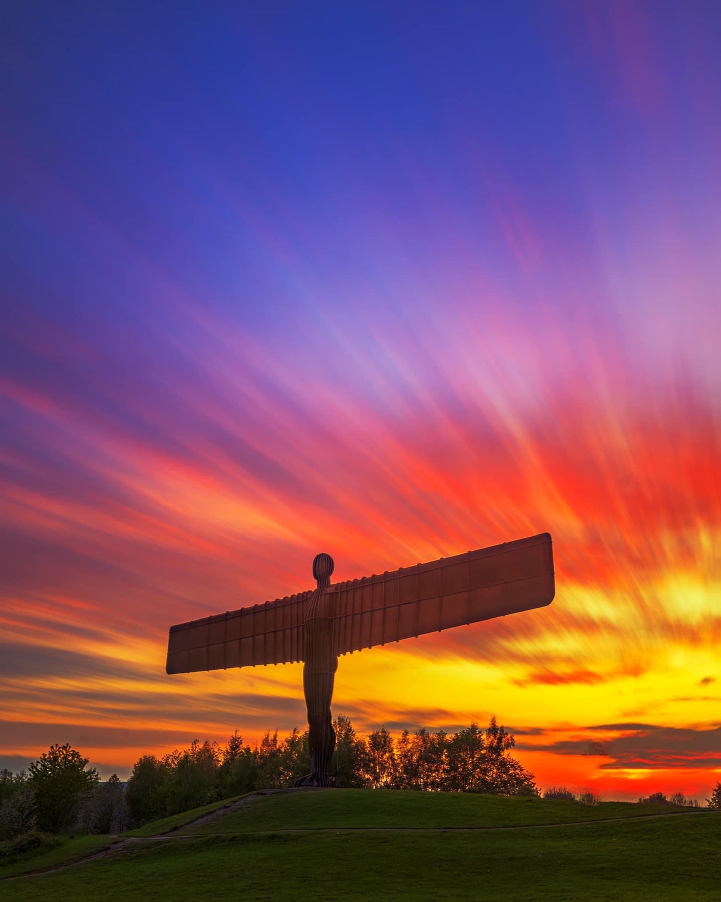 Streaky Angel Sunset