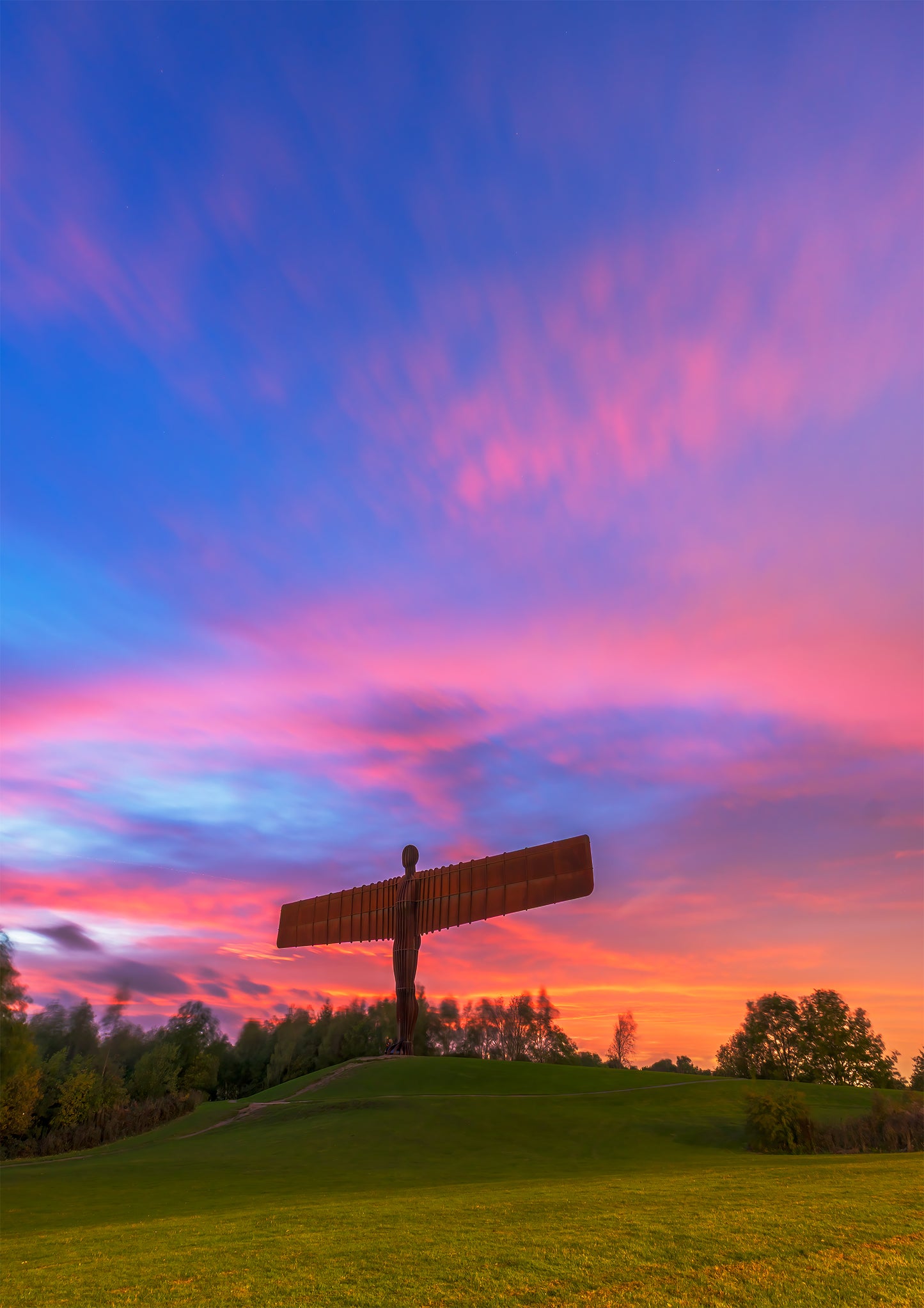 Twilight shot of the Angel of the North.